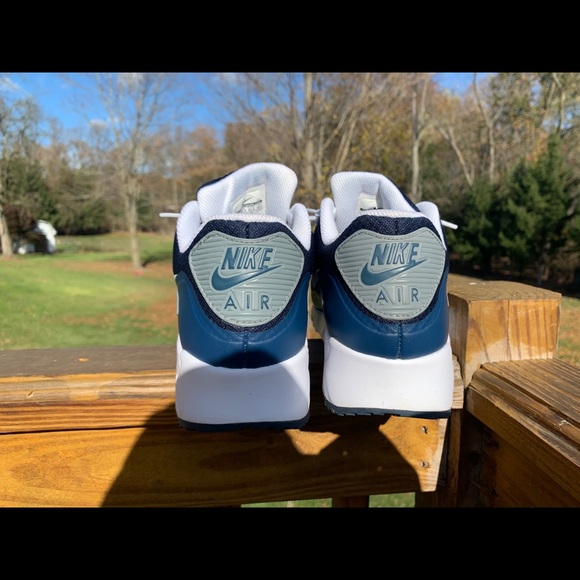 Nike Air Max 90s - Picture 6 of 9